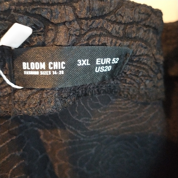 Bloom Chic LBD Black Mini Dress Rose Pattern 3XL - Picture 7 of 12